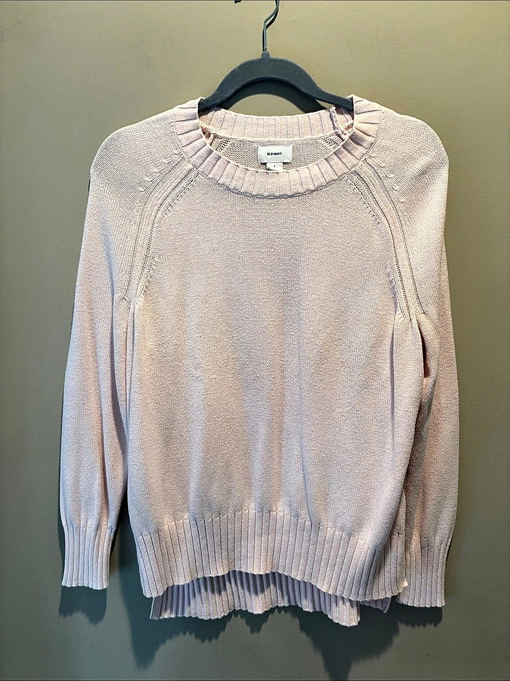 Old Navy Raglan Knit Sweater in Pink Large